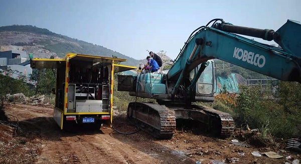 礦山換油車